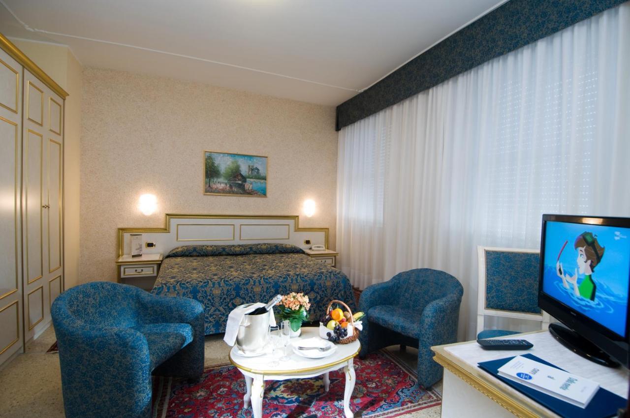 אבנו טרמה Hotel Internazionale Terme מראה חיצוני תמונה