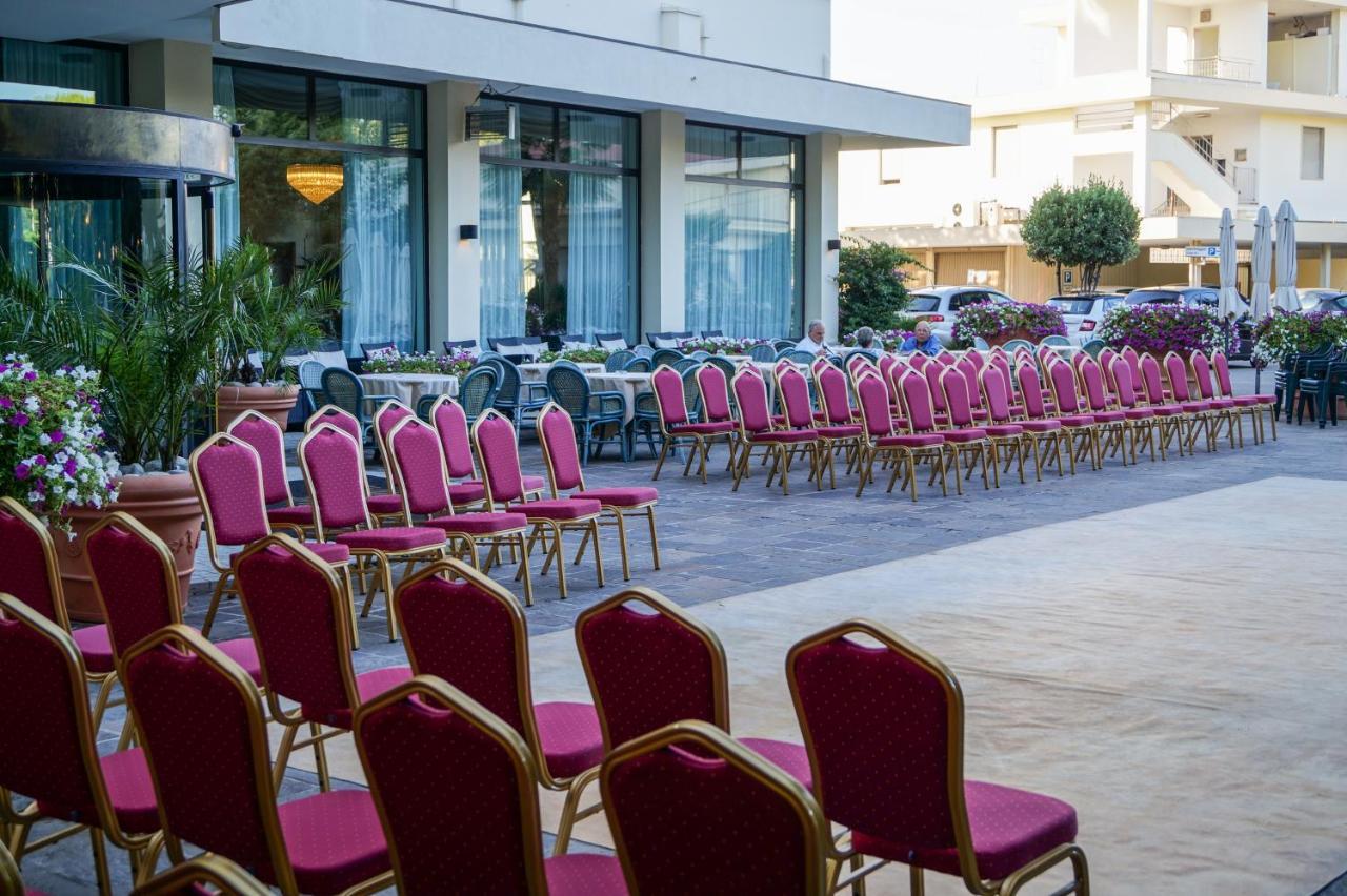 אבנו טרמה Hotel Internazionale Terme מראה חיצוני תמונה