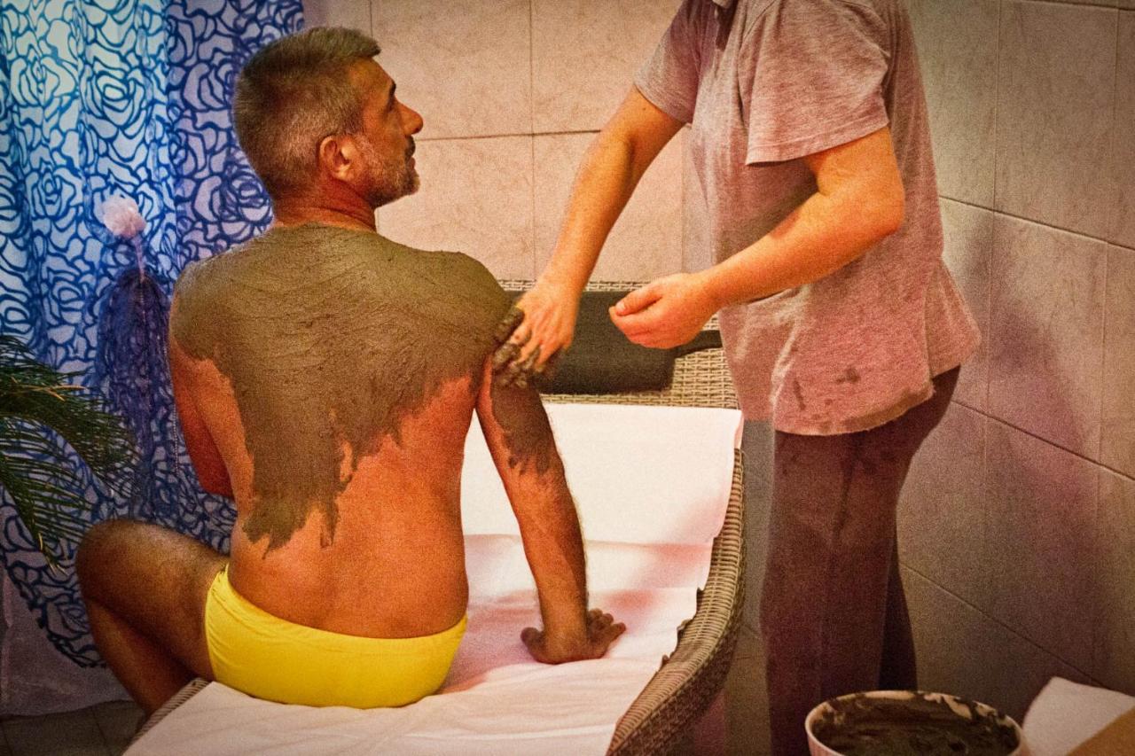 אבנו טרמה Hotel Internazionale Terme מראה חיצוני תמונה